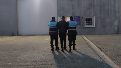 Manisa'da 32 yıl hapis cezası bulunan firari yakalandı