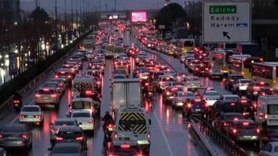 İstanbul'da trafik yoğunluğu yüzde 78'i gördü