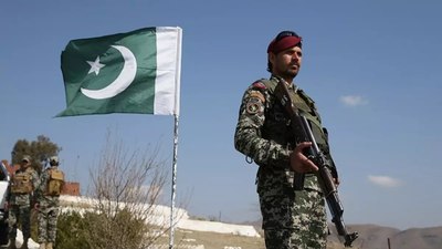 Pakistan'da terör baskını