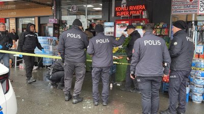 Rize'de oğlunun darp edildiğini iddia eden kadın market çalışanına silahla saldırdı