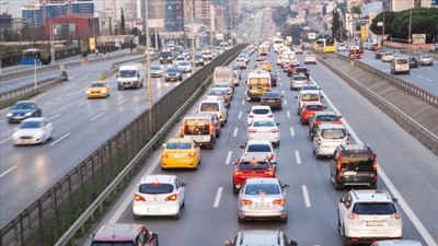 Yeni ceza: Trafikte bunu yapanın ehliyeti yanacak