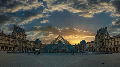 Paris'in ünlü Louvre Müzesi yenilenme sürecine girecek