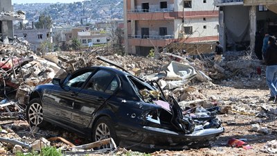 İsrail ateşkese rağmen Lübnan'ın güneyini vurdu