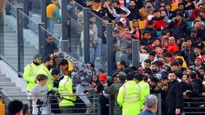 İran'da oynanan Persepolis-Traktör Sazi maçında 2 gözaltı