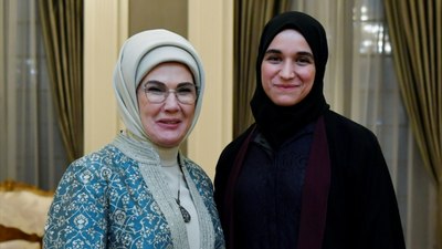 Emine Erdoğan ile Ahmed Şara'nın eşi bir araya geldi