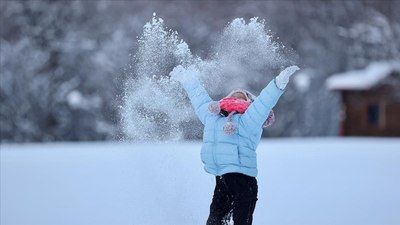 Yarın okullar tatil mi? 7 Şubat Cuma kar tatili ilan edildi mi?
