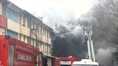 Başakşehir'de fabrika yangını