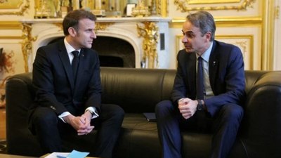 Macron'dan Miçotakis'e Meteor yanıtı: Kabul etmedi