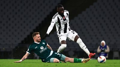 Arthur Masuaku kendine geldi