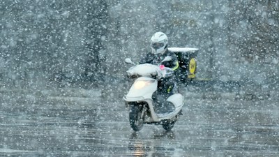 İstanbul'da motokuryelerin trafiğe çıkması yasaklandı