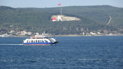 Çanakkale'de bazı feribot seferleri iptal edildi