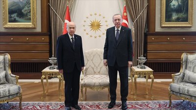 Bahçeli'den Erdoğan'a tebrik telefonu