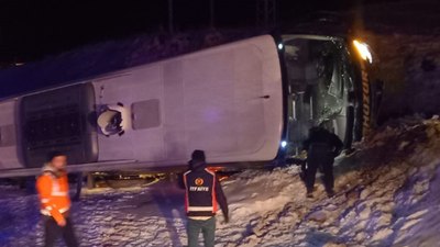 Yozgat'taki otobüs kazasında yaşanan panik kameraya yansıdı