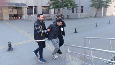 Antalya'da otomobille ortalığı savaş alanına çeviren avukat tutuklandı
