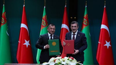 Türkiye ile Türkmenistan arasında 87 maddelik protokol imzalandı