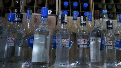 Adana'da sahte içki operasyonu: 750 litre sahte içki ele geçirildi