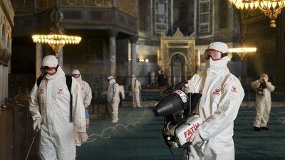 Ayasofya-i Kebir Camii Şerifi'nde Ramazan temizliği yapıldı