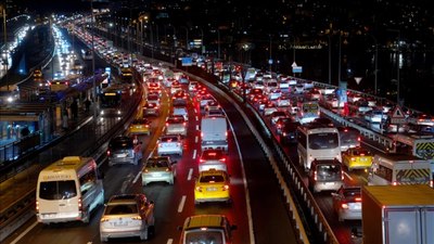 İstanbul'da trafik yoğunluğu yüzde 85'e ulaştı