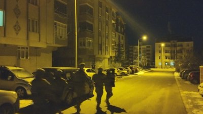 Tokat merkezli 5 ilde siber dolandırıcılara baskın: 12 gözaltı