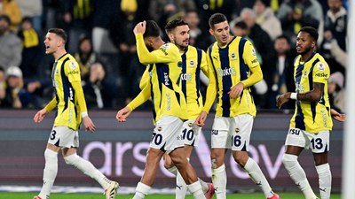 Fenerbahçe, Antalyaspor karşısında üç puanı üç golle aldı