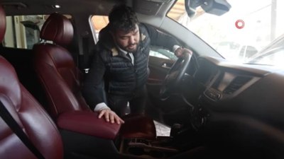 Hatay'da Suriyelilerin araçlarını satmasıyla otomobil fiyatları düştü