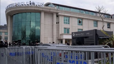 Beykoz Belediyesi'nin petrol tankeriyle sarımsak ve soğan taşıdığı ortaya çıktı