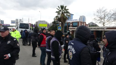 Hafriyat kamyonu sürücüleri İBB'yi protesto etti