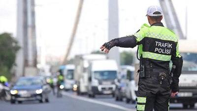 Sürücüler dikkat: Cezalar katlanıyor, o şekilde direksiyon başına geçen yandı! Cezası 50 bin TL