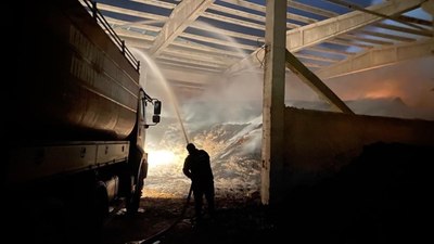 Hatay'da pamuk fabrikasında korkutan yangın