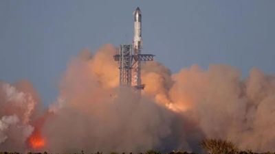 Uzay roketi Starship 8’inci uçuş testinde de patladı