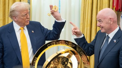 Donald Trump ve Gianni Infantino, 2025 FIFA Kulüpler Dünya Kupası'nı tanıttı