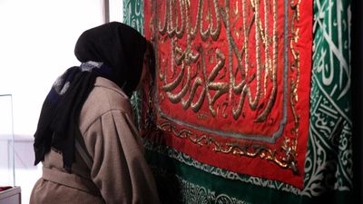 Sakarya'da mukaddes emanetler ziyaretçi akınına uğradı