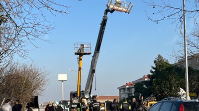 İstanbul'da vinç kazasında yaralanan işçi hayatını kaybetti