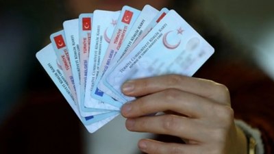 Sürücüler dikkat: Bu hatayı yapan ehliyetine veda ediyor! En az 6 ay el konuluyor