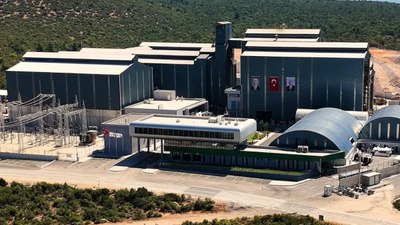 Bursa'da mühendis fabrikada kırma makinesine düşüp öldü