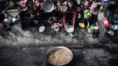 Filistinliler yemek pişirmek için yakacak odun arayışında