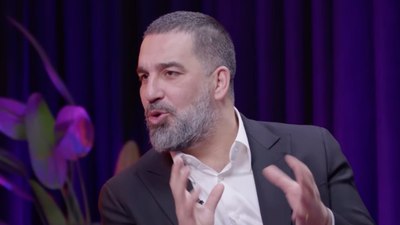 Arda Turan'dan eşine: Mis gibi Marmaris’in neyini beğenmiyorsun