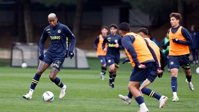 Fenerbahçe, milli futbolcularından yoksun çalıştı