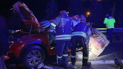 TEM'de feci kaza: 2 ölü, 4 yaralı