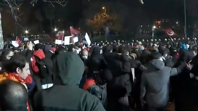 Saraçhane'de provokatörler Cumhurbaşkanı Erdoğan'ın annesine küfretti