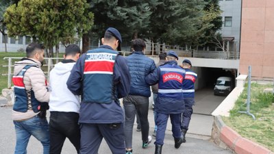 Gaziantep merkezli 5 ilde siber dolandırıcılık operasyonu