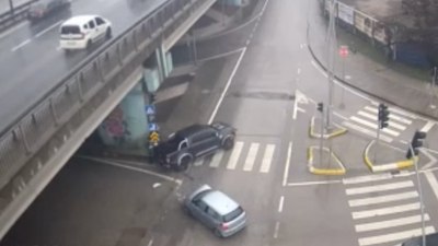 Kocaeli’de sürücülerin trafik ihlalleri kameralara takıldı