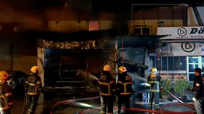 Adana'da kadın esnafın iş yerini benzin döküp yaktılar