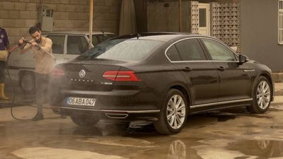 Şanlıurfa'da toz bulutu sonrası oto yıkamacılarda yoğunluk