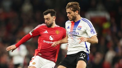Tarihi maçta Manchester United, Lyon'u yenerek yarı finale yükseldi