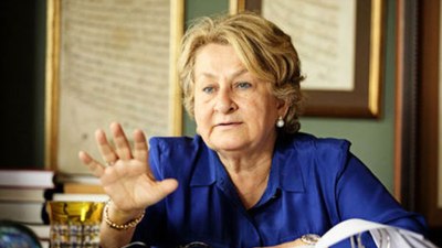 Kezban Hatemi: Nişantaşı'nda gençler iç çamaşırıyla dolaşıyor
