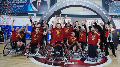 Tekerlekli Sandalye Basketbol Süper Ligi'nde Galatasaray, şampiyonluğa ulaştı