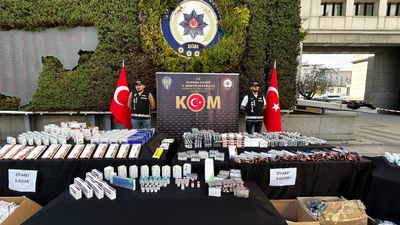 İstanbul'da 400 milyon liralık kaçak ilaç yakalandı
