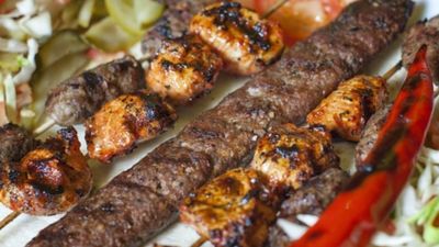 İki popüler kebapçı ifşalandı: Kebapların içinden bakın ne çıktı