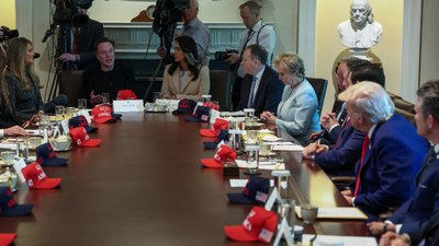 Donald Trump: Elon Musk istediği kadar yönetimde kalabilir